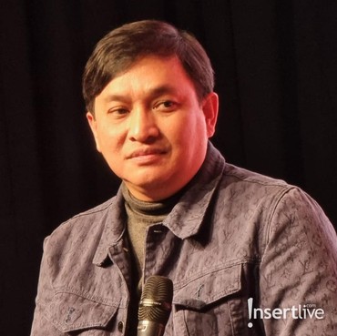 Carlo Saba Meninggal, Yovie Widianto Menangis di Rumah Duka