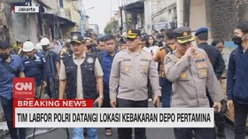 VIDEO: Tim Labfor Polri Datangi Lokasi Kebakaran Depo Pertamina