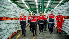 Tinjau Pabrik Pupuk Pusri, Puan Singgung Kedaulatan Pangan Nasional