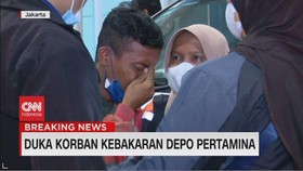 VIDEO: Duka Korban Kebakaran Depo Pertamina