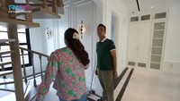 <p>Rafathar dan Rayyanza Malik Ahmad diketahui memiliki kamar sendiri di rumah barunya yang mewah. Raffi Ahmad dan Nagita Slavina membuat tangga khusus untuk akses ke area kamar anak-anak mereka, Bunda. (Foto: YouTube Rans Entertainment)</p>