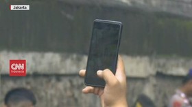 VIDEO: Warga Jadikan Lokasi Kebakaran Sebagai Konten Media Sosial