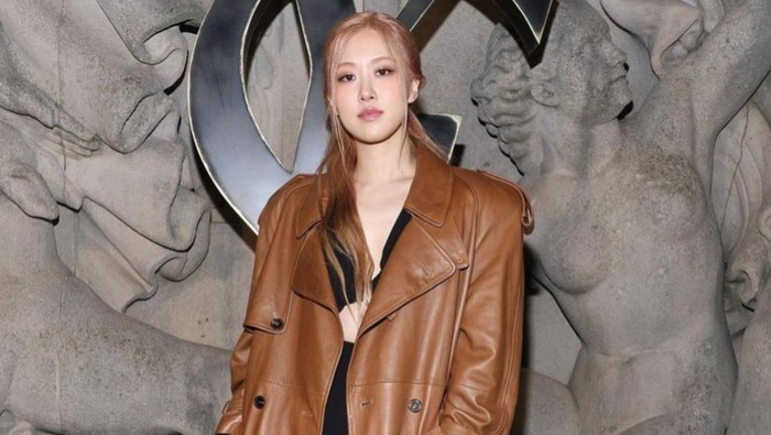 Intip Gaya Mewah Selebriti Korea yang Menghadiri Saint Laurent Show di Paris Fashion Week 2023
