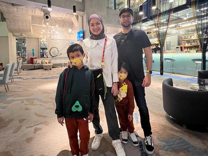 7 Potret Revalina S Temat Bareng Suami & Anak, Kini Kembali Main Sinetron