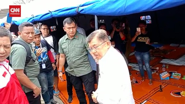 Ketua Umum PMI Jusuf Kalla menyebut pihaknya bakal menampung pengungsi korban kebakaran Depo Pertamina Plumpang selama dibutuhkan.