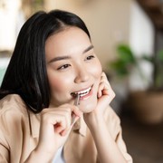 Terkenal Pendiam, 5 Hal Ini Justru Membuat Introvert Semakin Terlihat Menarik!