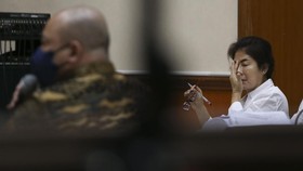 Linda Menangis di Depan Hakim: Saya Dituding Muncikari, Bandar Narkoba