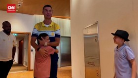 VIDEO: Momen Ronaldo Peluk Nabil Saeed, Bocah Korban Gempa Suriah