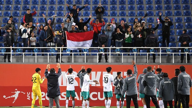 Kiper Daffa Fasya Sumawijaya bersyukur bisa membawa Timnas Indonesia U-20 menang atas Suriah pada laga Grup A Piala Asia U-20 2023.