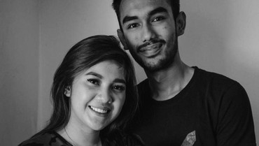 img-title 8 Potret Mendiang Abidzia Eks Suami Raya Kitty Meninggal karena Kecelakaan