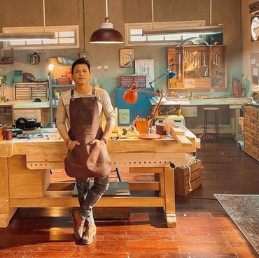 7 Potret Rumah Mewah Ariel NOAH, Ada Ruangan Khusus Untuk Koleksi Gundam