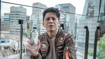 Viral Ariel NOAH Mudik Macet-macetan Naik Motor, Kesederhanaan Tuai Pujian
