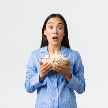 img-title Daftar Camilan Gurih Asin Ini Bikin Nagih Tapi Tinggi Kalori Berisiko Bikin Gagal Diet, Apa Saja ya?