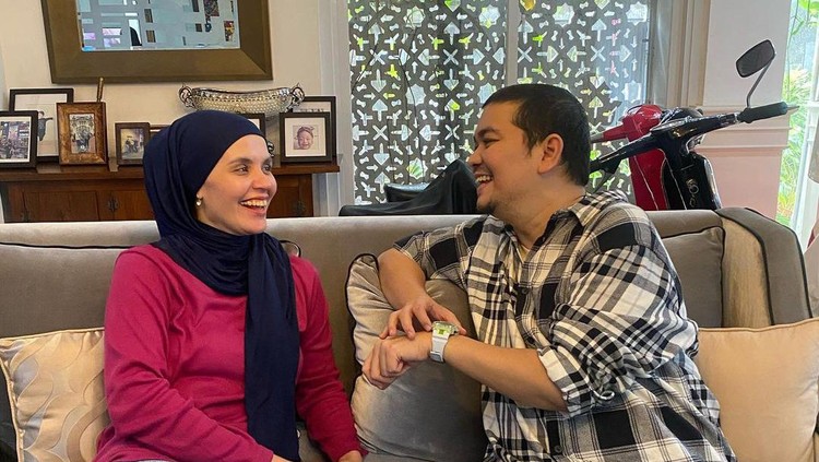 indra bekti Pertemuan Indra Bekti dengan Aldila Jelita.