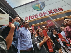 Haris-Fatia Tiba di Polda Jelang Pelimpahan Tahap II Kasus Lord Luhut