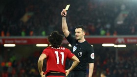 Fakta Unik Rekor Gol Mo Salah: Pakai Kaki Kanan dan Rela Kartu Kuning
