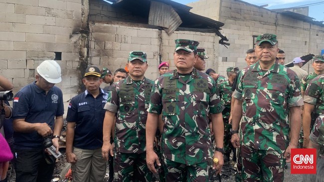 Panglima TNI Laksamana Yudo Margono meminta para anggotanya evaluasi dan introspeksi diri dalam hal ketaatan hukum serta tata tertib.