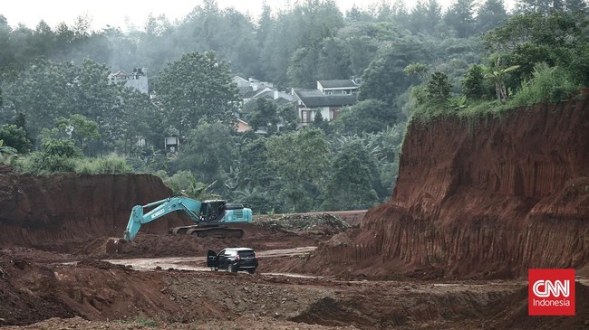 Utang pemerintah menjadi topik hangat yang diperbincangkan jelang pemilu 2024. JK menyebut rezim Jokowi membayar Rp1.000 triliun tiap tahun untuk utang.