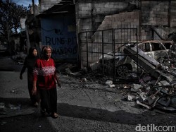 Warga Plumpang Tolak Relokasi, Minta Depo Pertamina yang Pindah