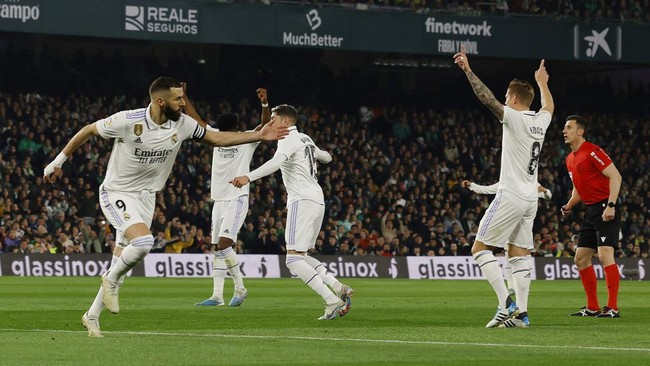 Hasil Drawing Liga Champions: Madrid vs Chelsea, Man City vs Bayern Hasil drawing perempat final Liga Champions mempertemukan tiga big match, termasuk Real Madrid vs Chelsea. Berikut hasil lengkap drawing Liga Champions.