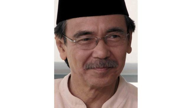 Profil Ikranagara, sastrawan yang dicatat FFI memulai kariernya sebagai aktor karena keisengan belaka. 