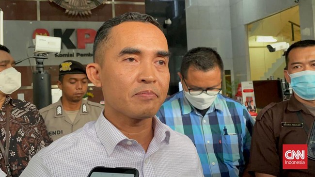 Polisi telah memeriksa mantan Kepala Kantor Bea Cukai Yogyakarta Eko Darmanto mengenai pertemuannya dengan Wakil Ketua KPK, Alexander Marwata.