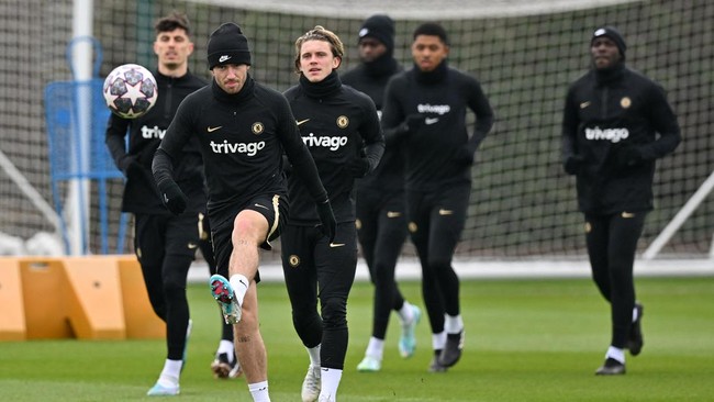 Harga pasar skuad Chelsea dan Manchester United merosot drastis dari angka yang mereka bayarkan saat melakukan pembelian pemain.