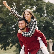 5 Kebiasaan yang Dilakukan Pasangan untuk Ciptakan Hubungan Sukses Menurut Para Ahli