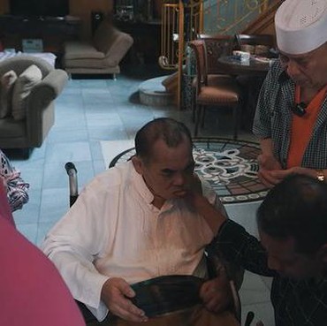 7 Potret Terkini Kondisi Mat Solar 'Bajaj Bajuri' Tubuh Kurus & Sulit Bicara