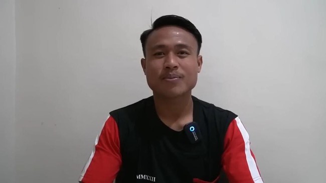 Presiden Madura United Achsanul Qosasi menuliskan pesan haru kepada fisioterapis Marcello Araujo yang menolong Ricky Ariansyah di laga PSIS vs Madura United.
