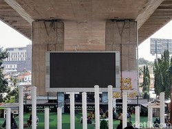 Cara Warga Habiskan Waktu di Taman Film Bandung