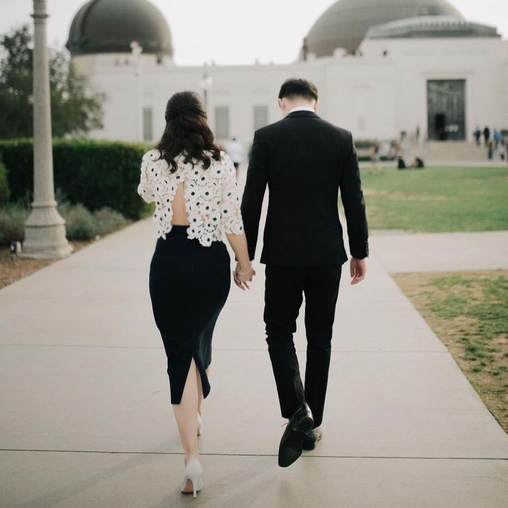 <p>Tak lama lagi, Valencia Herliani Tanoesoedibjo dan Kevin Sanjaya Sukamuljo akan segera menikah. Pernikahan mereka disebut bakal digelar pada bulan Maret ini, setelah ajang All England 2023. (Foto: Instagram @valenciatanoe @kevin_sanjaya @leencarleen)<br /><br /><br /></p>