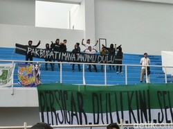 Suporter Tagih Janji Bupati Garut soal Revolusi Persigar
