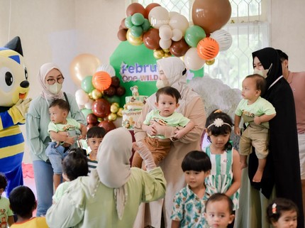 Rayakan Bersama Ultah Pertama Si Kecil, Para Bunda Juga Sharing Tentang Parenting