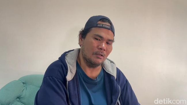 Fahmi Bo Sakit dan Jatuh Miskin, Ini 7 Potret Kondisinya Tinggal Sebatang Kara di Kos-kosan