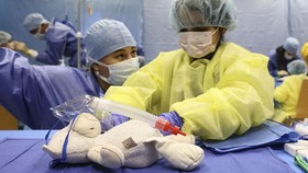 FOTO: Belajar soal Rumah Sakit di Klinik Teddy Bear Belgia