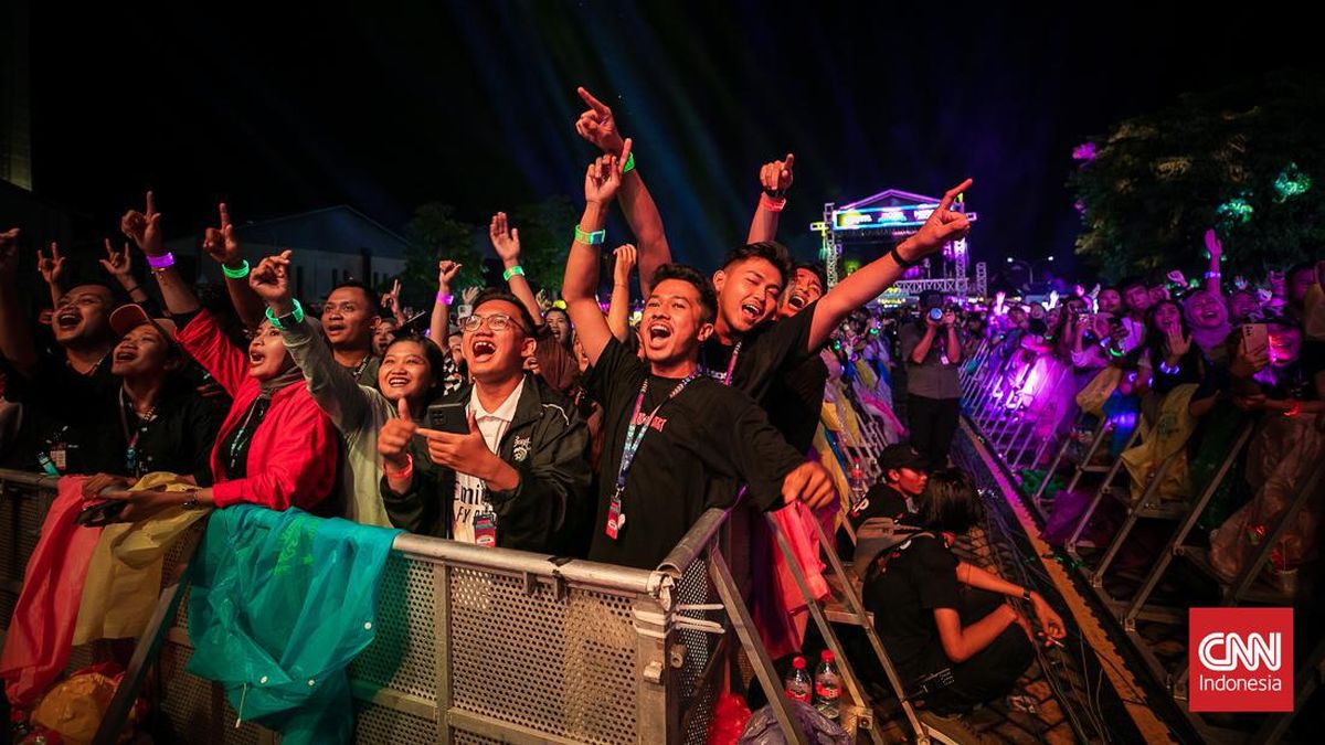 From Beat to OutFit: Inspirasi Mix dan Match ala Shopee ke Konser HipDut