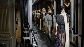 Louis Vuitton dan Jawaban French Style Karya Nicolas Ghesquiere
