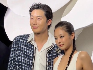 img-title Interaksi Jennie BLACKPINK dan Park Seo Joon di PFW Disorot: Kayak Abang-Adik