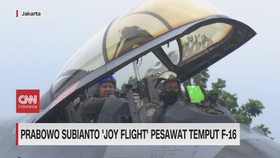 VIDEO: Prabowo Subianto 'Joy Flight' Pesawat Tempur F-16