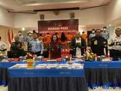 8 WNA di Jaksel Terjaring Kasus Overstay-Investor Bodong, Akan Dideportasi