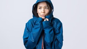 Kenapa Kehujanan Bikin Sakit? Ini yang Harus Kamu Lakukan