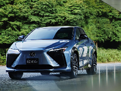 Kejutan! The All New Lexus RZ Tampil Pertama Kalinya di GJAW 2023