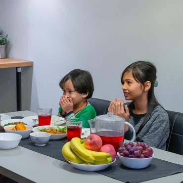 Ada Dua Doa Buka Puasa Ramadan, Mana yang Benar? Ini Penjelasan UAS