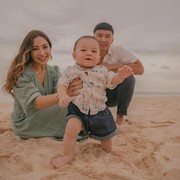3 Gaya Parenting ala Nikity Willy dan Indra Priawan yang Tuai Banyak Pujian, Ternyata Bagus untuk Coba Diterapkan!
