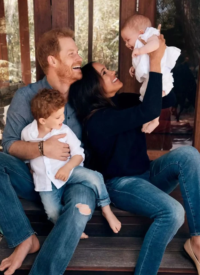 Keluarga Pangeran Harry dan Meghan Markle. Keluarga Pangeran Harry dan Meghan Markle.