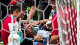 Top 3 Sports: Dokter Madura United Kritik Ambulans, Messi Dibully