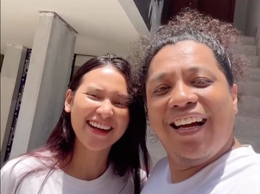 img-title Tak Kunjung Dapat Restu, Arie Kriting Fokus Bahagiakan Indah Permatasari
