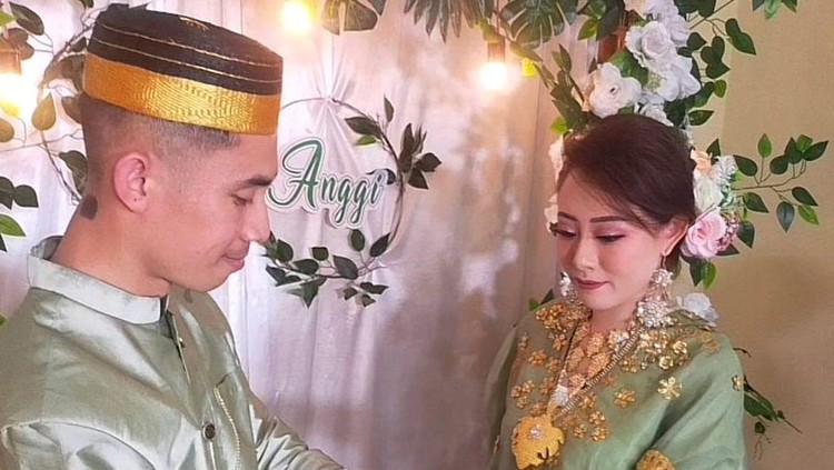 Wanita asal China, Chong Zhao rela datang ke Belopa Utara, Kabupaten Luwu, Provinsi Sulawesi Selatan, untuk bertemu dengan Anggi Pranata.