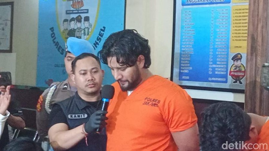 Ammar Zoni Ditangkap Terkait Narkoba Lagi Gegara Galau Dicerai Irish Bella